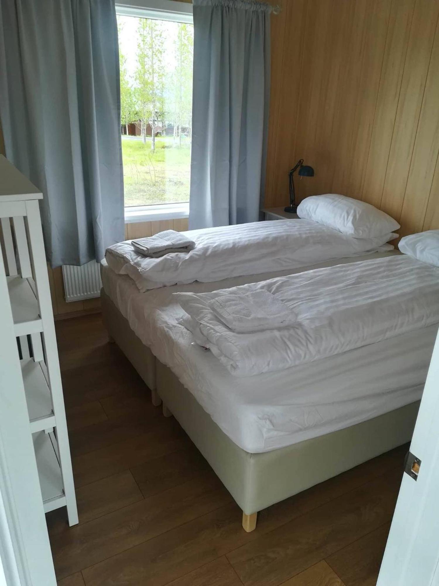 Uthlid Cottages Екстериор снимка